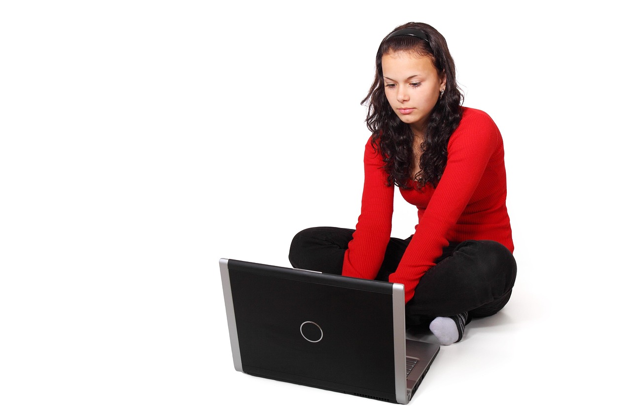 What Makes a Good Online Business for Students?