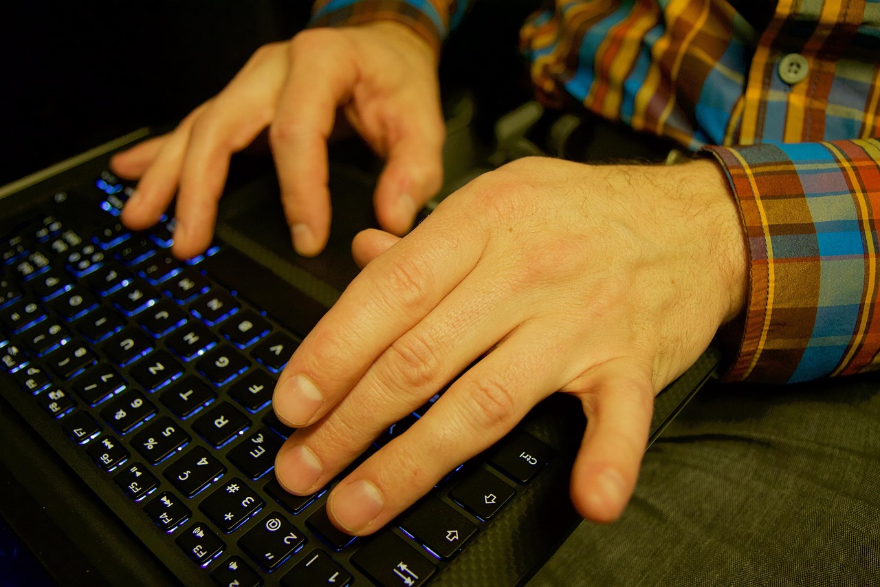 Does Writers Work Actually Pay?