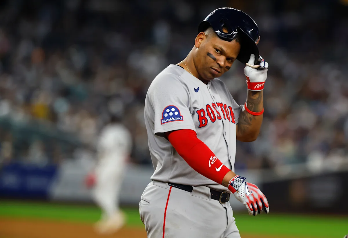 Rafael Devers to the San Francisco Giants